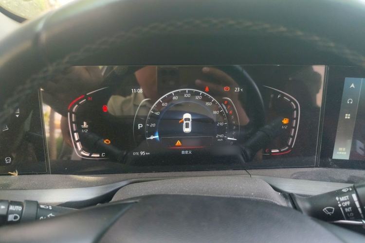Used CHANGAN CS75 PLUS 2020 1.5T Automatic Luxury Version Instrument Cluster