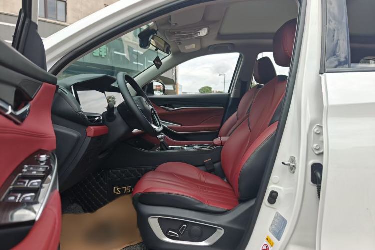 Used CHANGAN CS75 PLUS 2020 1.5T Automatic Luxury Version Interior 1