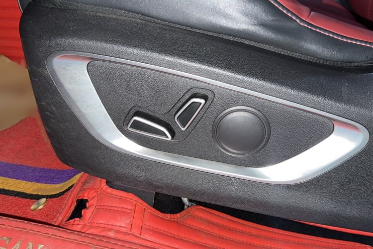 Used CHANGAN CS75 PLUS 2020 1.5T Automatic Prestige Edition Interior 1