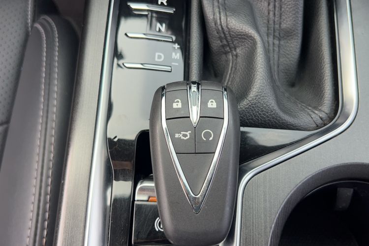 Used CHANGAN CS75 PLUS 2020 1.5T Automatic Luxury Version Interior 1