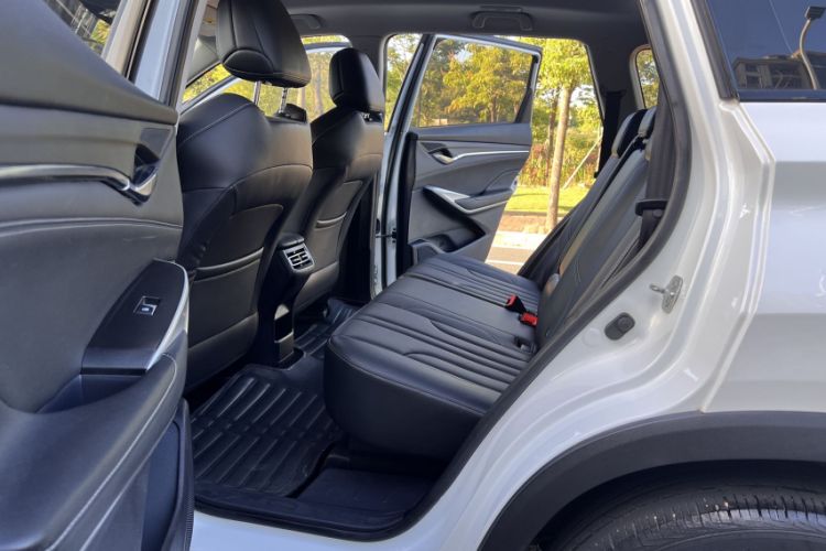 Used CHANGAN CS75 PLUS 2020 1.5T Automatic Prestige Edition Interior 10