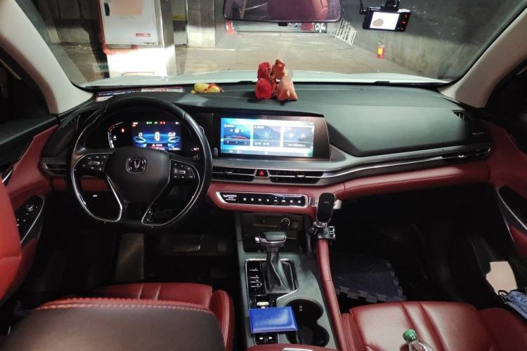 Used CHANGAN CS75 PLUS 2020 1.5T Automatic Prestige Edition Interior 2