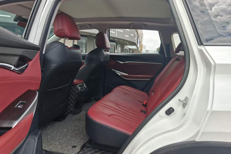 Used CHANGAN CS75 PLUS 2020 1.5T Automatic Luxury Version Interior 2