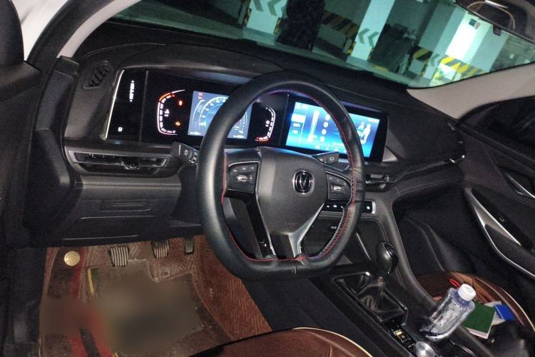 Used CHANGAN CS75 PLUS 2020 1.5T Manual Luxury Version Interior 2