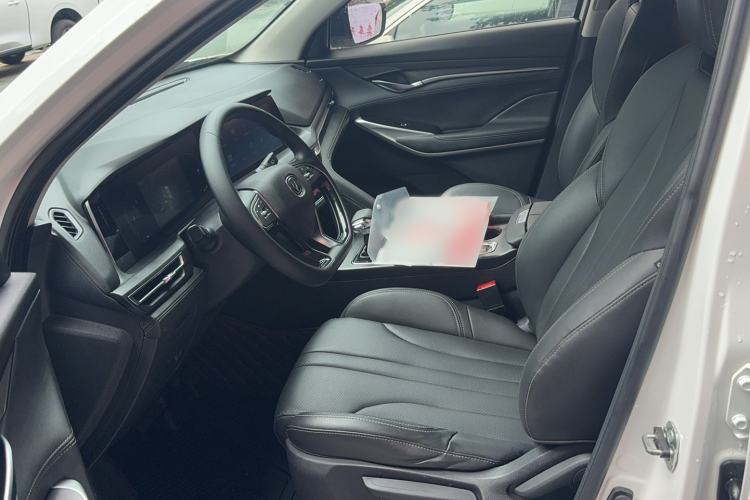 Used CHANGAN CS75 PLUS 2020 1.5T Automatic Elite Edition Interior 2