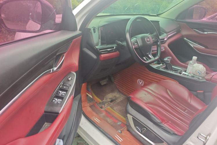 Used CHANGAN CS75 PLUS 2020 1.5T Automatic Luxury Version Interior 3