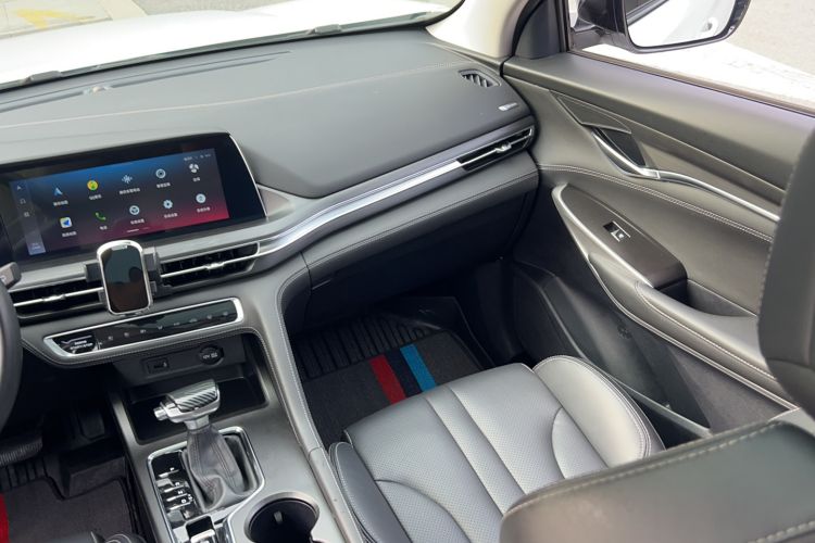Used CHANGAN CS75 PLUS 2020 1.5T Automatic Luxury Version Interior 3
