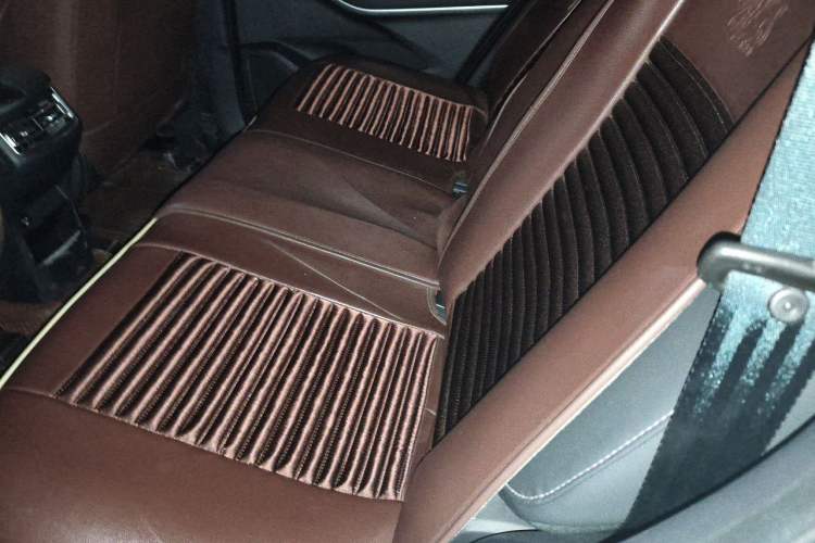 Used CHANGAN CS75 PLUS 2020 1.5T Manual Luxury Version Interior 4
