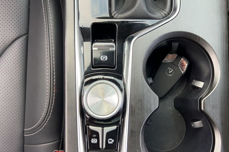 Used CHANGAN CS75 PLUS 2020 1.5T Automatic Luxury Version Interior 6