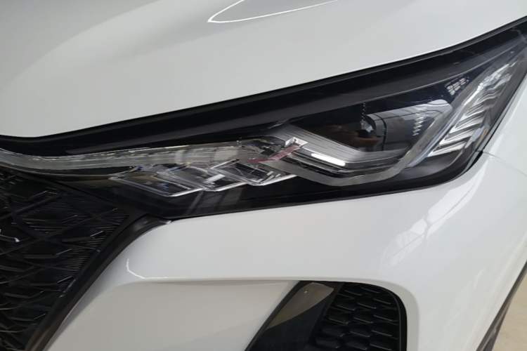 Used CHANGAN CS75 PLUS 2020 2.0T Automatic Pilot Version Left Front Headlight