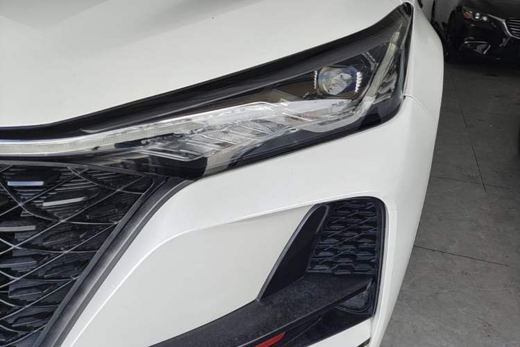 Used CHANGAN CS75 PLUS 2020 1.5T Automatic Luxury Version Left Front Headlight