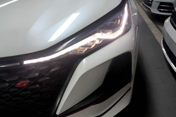 Used CHANGAN CS75 PLUS 2020 1.5T Automatic Luxury Version Left Front Headlight