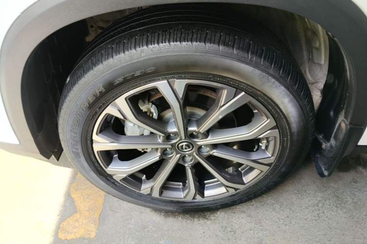 Used CHANGAN CS75 PLUS 2020 2.0T Automatic Pilot Version Left Front Wheel Hub