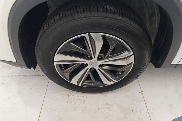 Used CHANGAN CS75 PLUS 2020 1.5T Automatic Prestige Edition Left Front Wheel Hub