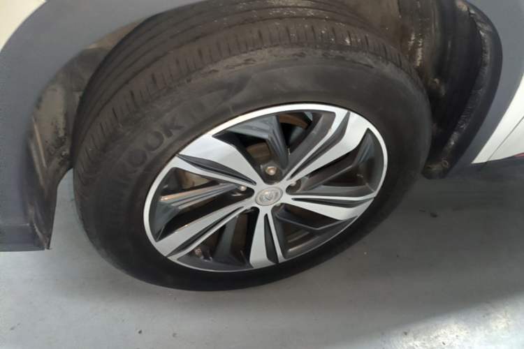Used CHANGAN CS75 PLUS 2020 1.5T Automatic Luxury Version Left Front Wheel Hub
