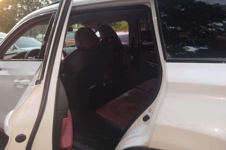 Used CHANGAN CS75 PLUS 2020 1.5T Automatic Luxury Version Left Rear Seat