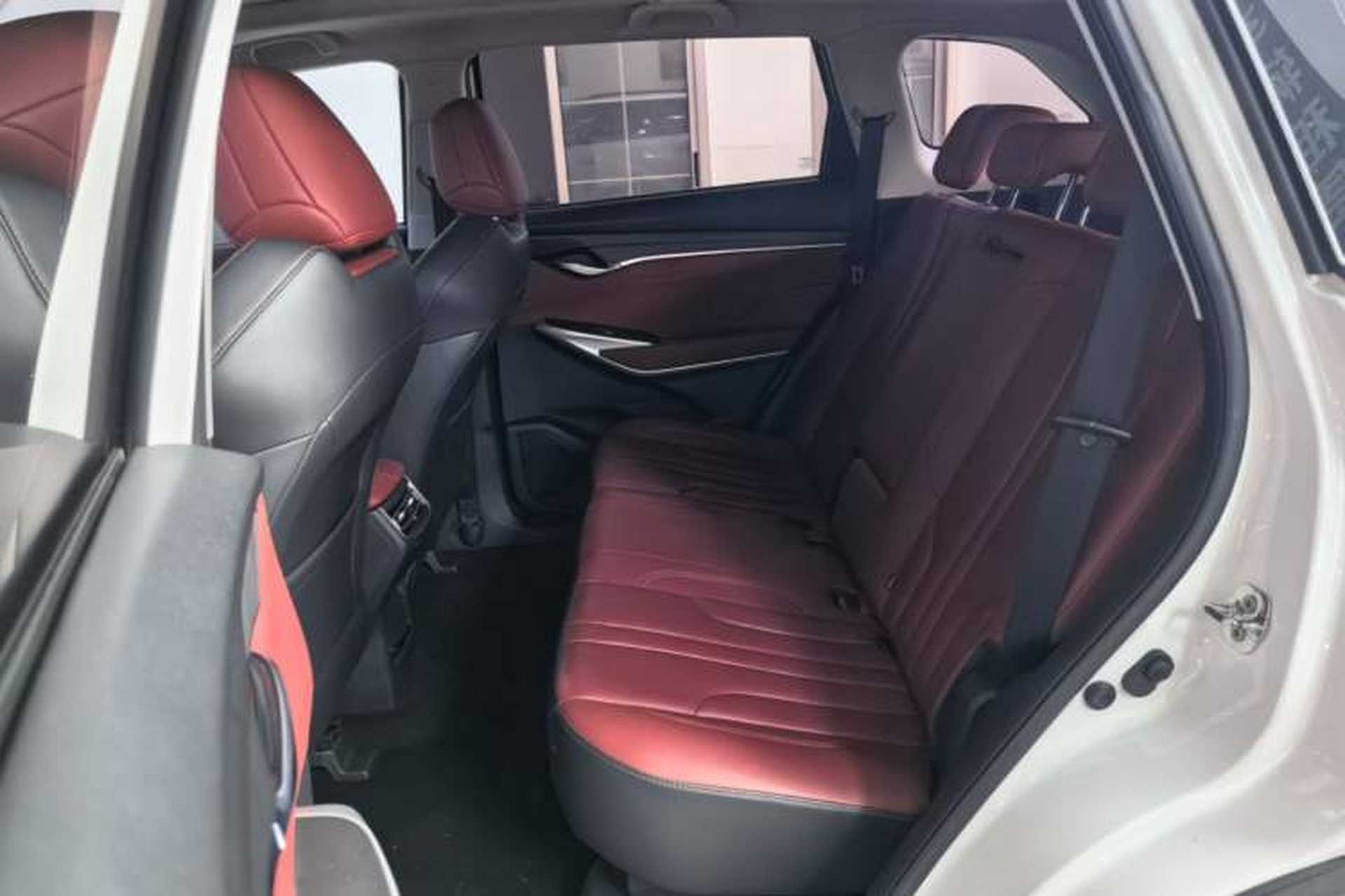 Used CHANGAN CS75 PLUS 2020 1.5T Automatic Luxury Version Left Rear Seat