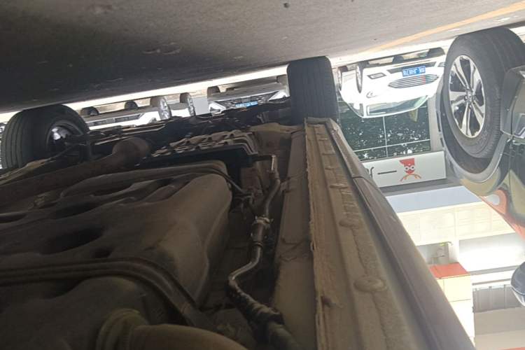 Used CHANGAN CS75 PLUS 2020 1.5T Automatic Luxury Version Left Side Sill