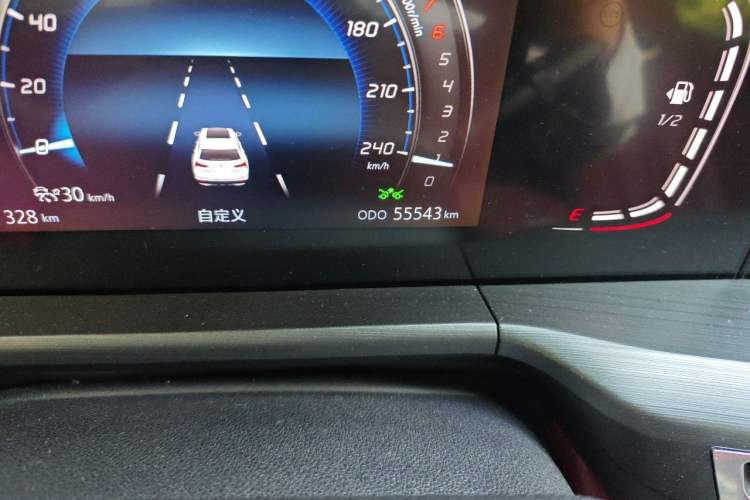 Used CHANGAN CS75 PLUS 2020 2.0T Automatic Pilot Version Odometer Close Up
