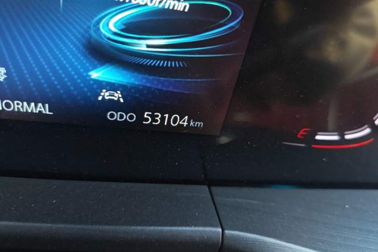 Used CHANGAN CS75 PLUS 2020 1.5T Automatic Luxury Version Odometer Close Up