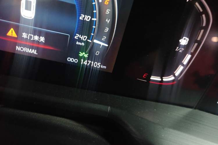 Used CHANGAN CS75 PLUS 2020 2.0T Automatic Pilot Version Odometer Close Up