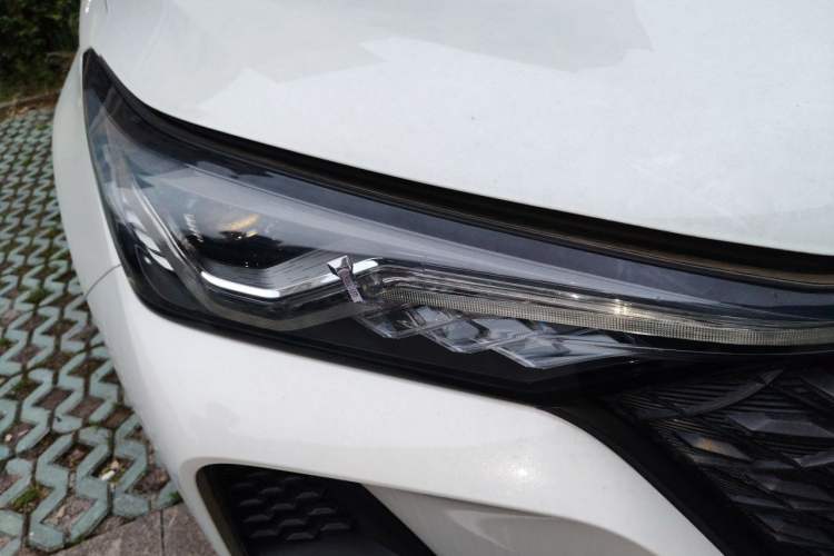 Used CHANGAN CS75 PLUS 2020 1.5T Automatic Luxury Version Right Front Headlight