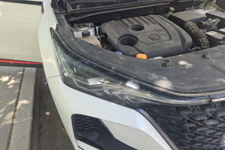 Used CHANGAN CS75 PLUS 2020 1.5T Automatic Prestige Edition Right Front Headlight