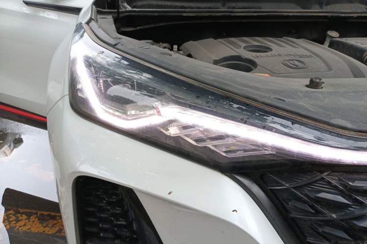 Used CHANGAN CS75 PLUS 2020 1.5T Automatic Prestige Edition Right Front Headlight