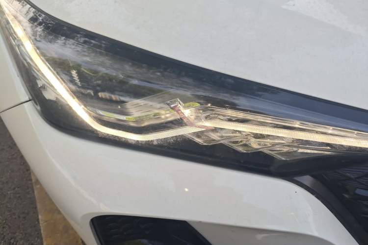 Used CHANGAN CS75 PLUS 2020 2.0T Automatic Pilot Version Right Front Headlight