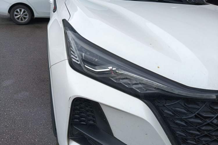 Used CHANGAN CS75 PLUS 2020 1.5T Automatic Luxury Version Right Front Headlight