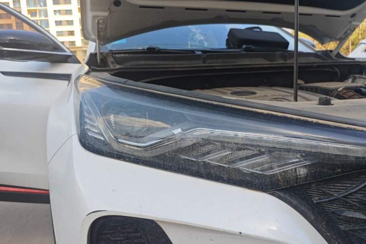 Used CHANGAN CS75 PLUS 2020 1.5T Automatic Luxury Version Right Front Headlight