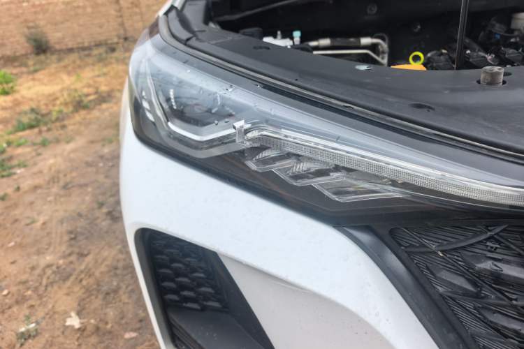 Used CHANGAN CS75 PLUS 2020 1.5T Automatic Elite Edition Right Front Headlight