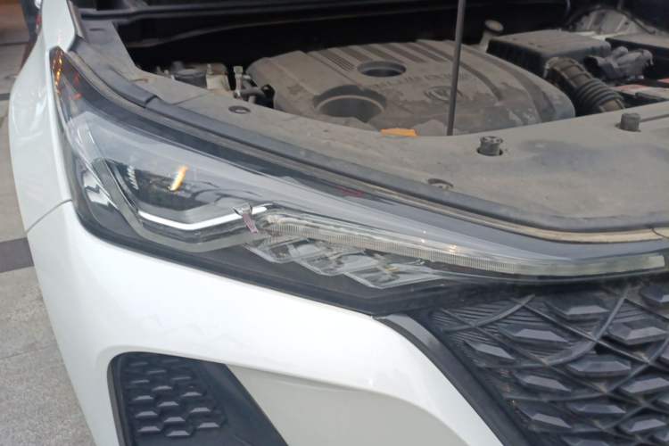 Used CHANGAN CS75 PLUS 2020 1.5T Automatic Luxury Version Right Front Headlight