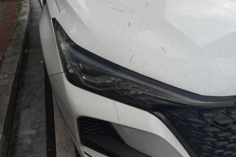 Used CHANGAN CS75 PLUS 2020 1.5T Automatic Luxury Version Right Front Headlight