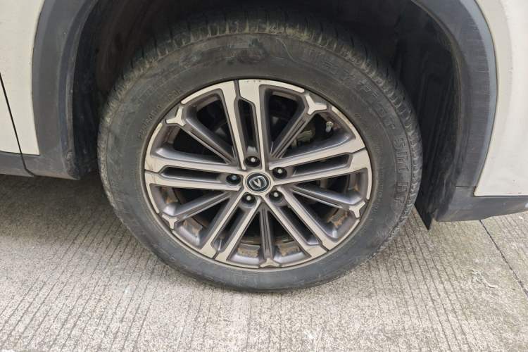 Used CHANGAN CS75 PLUS 2020 1.5T Automatic Luxury Version Right Front Wheel Hub