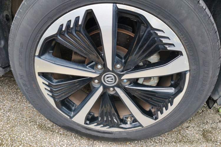 Used CHANGAN CS75 PLUS 2020 2.0T Automatic Flagship Edition Right Front Wheel Hub