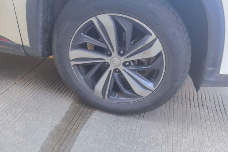 Used CHANGAN CS75 PLUS 2020 1.5T Automatic Prestige Edition Right Front Wheel Hub