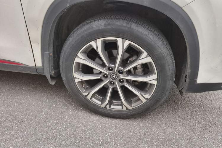 Used CHANGAN CS75 PLUS 2020 2.0T Automatic Pilot Version Right Front Wheel Hub