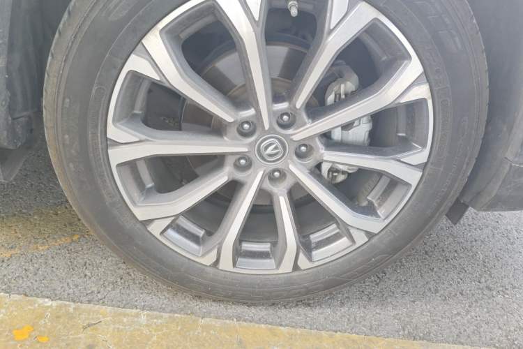Used CHANGAN CS75 PLUS 2020 2.0T Automatic Pilot Version Right Front Wheel Hub