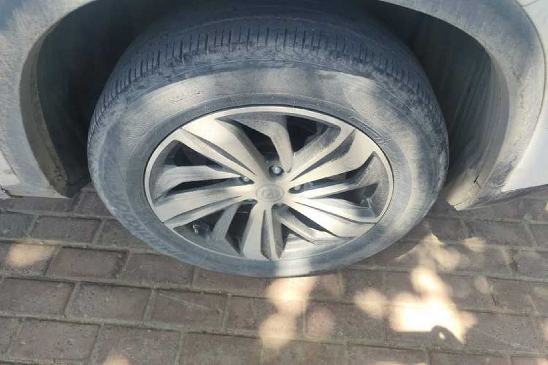 Used CHANGAN CS75 PLUS 2020 1.5T Automatic Luxury Version Right Front Wheel Hub