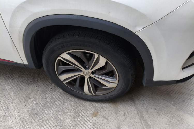 Used CHANGAN CS75 PLUS 2020 1.5T Automatic Luxury Version Right Front Wheel Hub