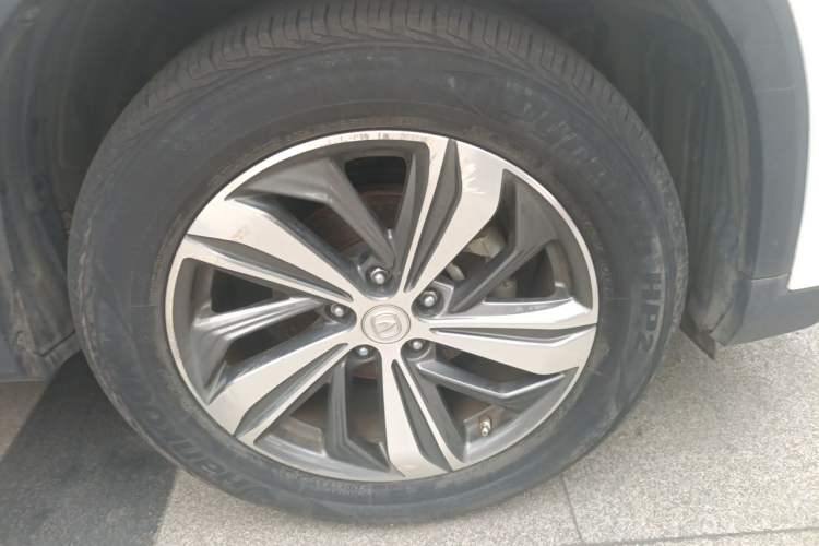Used CHANGAN CS75 PLUS 2020 1.5T Automatic Luxury Version Right Front Wheel Hub