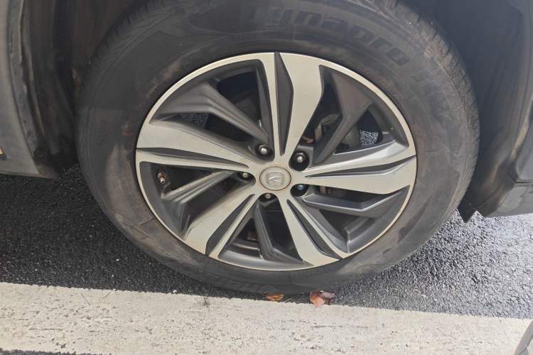Used CHANGAN CS75 PLUS 2020 1.5T Automatic Luxury Version Right Front Wheel Hub