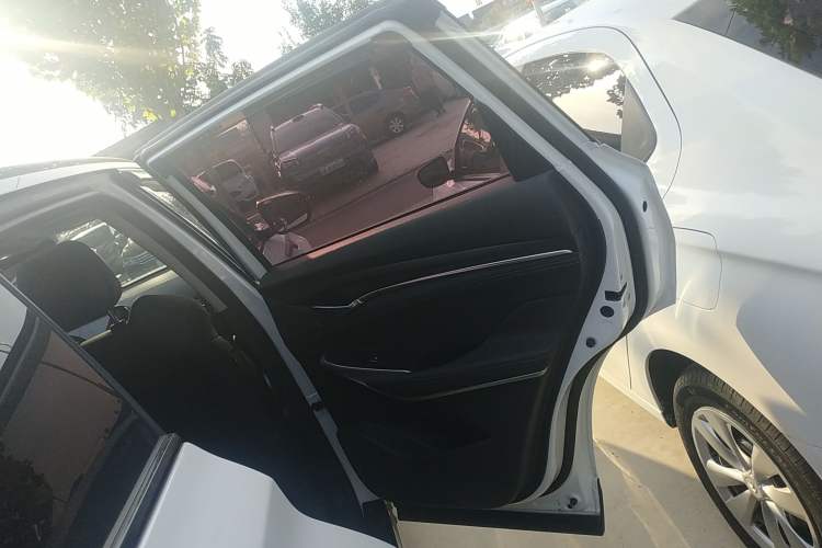 Used CHANGAN CS75 PLUS 2020 1.5T Manual Luxury Version Right Rear Door Interior