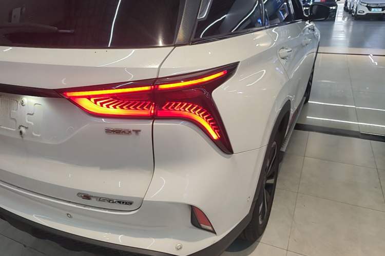 Used CHANGAN CS75 PLUS 2020 2.0T Automatic Flagship Edition Right Rear Taillight