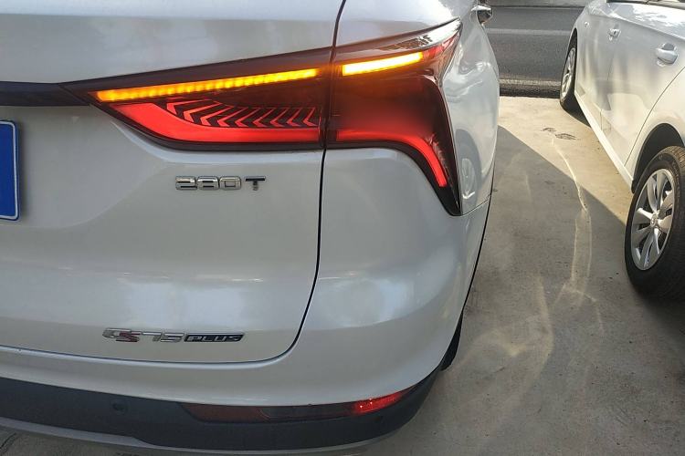 Used CHANGAN CS75 PLUS 2020 1.5T Manual Luxury Version Right Rear Taillight