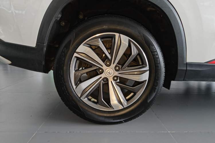 Used CHANGAN CS75 PLUS 2020 1.5T Automatic Prestige Edition Right Rear Wheel Hub