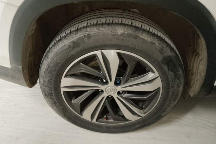Used CHANGAN CS75 PLUS 2020 1.5T Automatic Prestige Edition Right Rear Wheel Hub