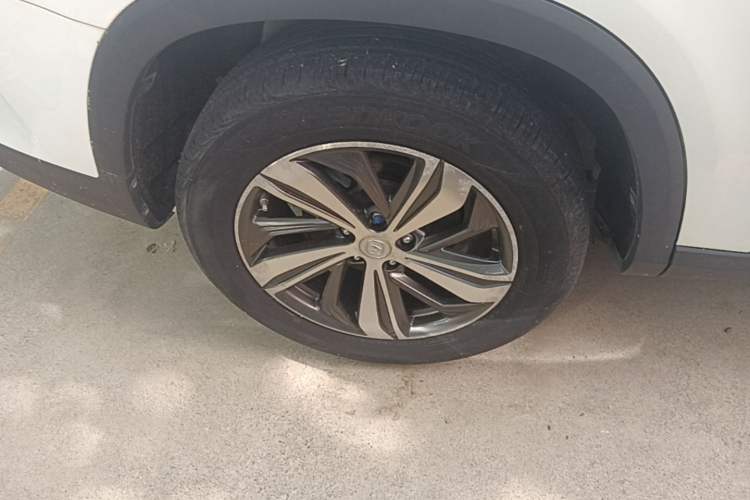 Used CHANGAN CS75 PLUS 2020 1.5T Automatic Luxury Version Right Rear Wheel Hub