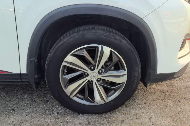 Used CHANGAN CS75 PLUS 2020 1.5T Automatic Luxury Version Right Rear Wheel Hub